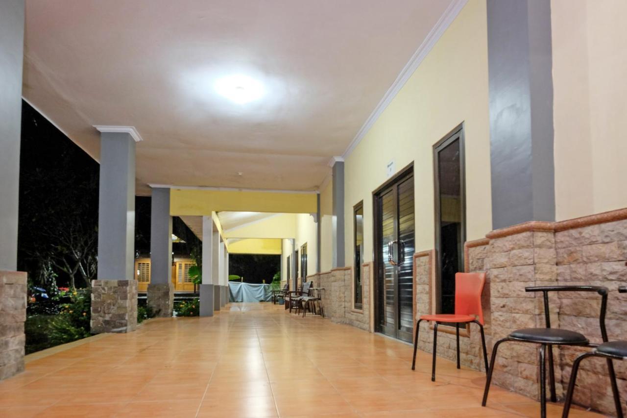 Zen Rooms B Walk Batu Malang Exterior foto