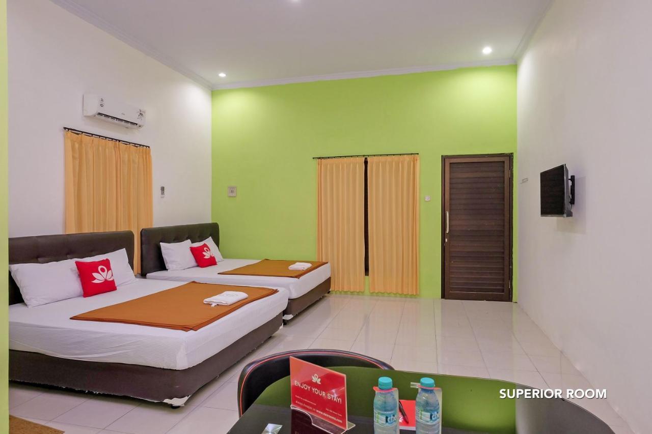 Zen Rooms B Walk Batu Malang Exterior foto