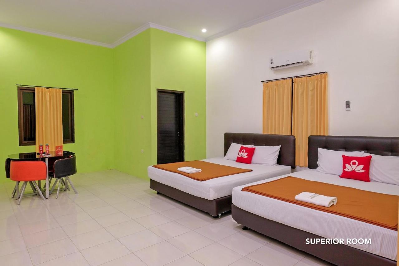 Zen Rooms B Walk Batu Malang Exterior foto